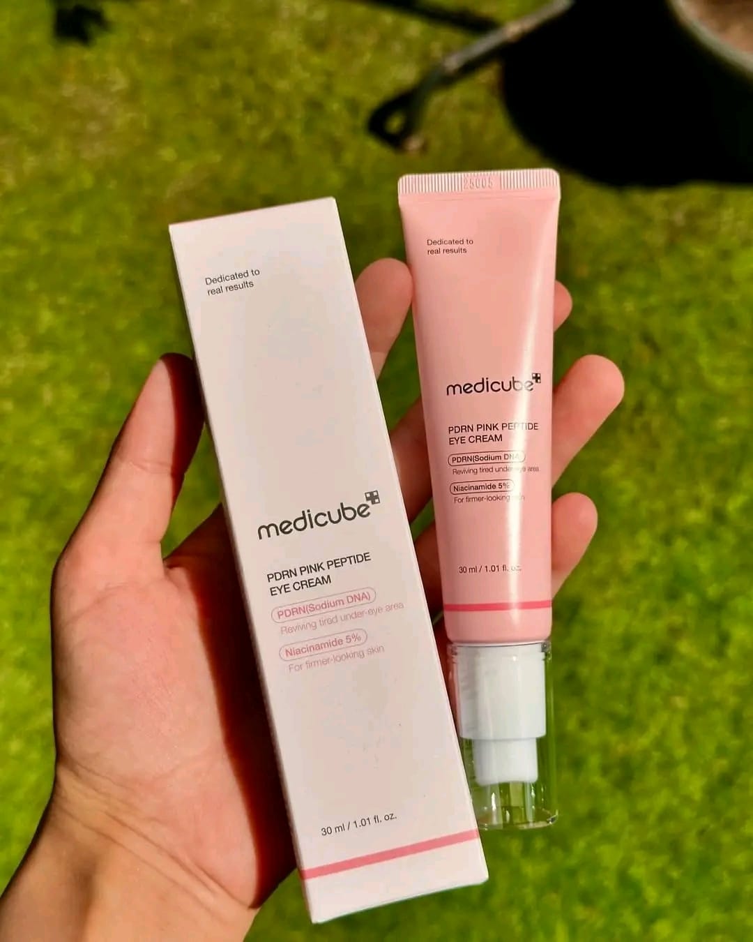 Medicube PDRN Pink Peptide Eye Cream 15ml